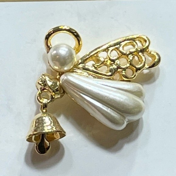 NWT Vintage Angel Wings Bell Rings Lapel Pin Brooch - Picture 5 of 6